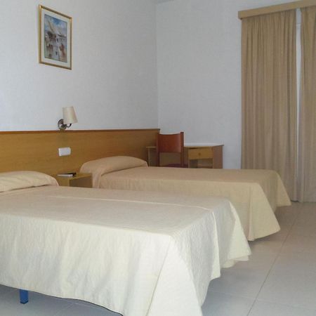 Hotel Sant Jordi Segur de Calafell Εξωτερικό φωτογραφία