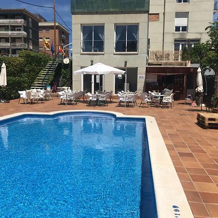 Hotel Sant Jordi Segur de Calafell Εξωτερικό φωτογραφία
