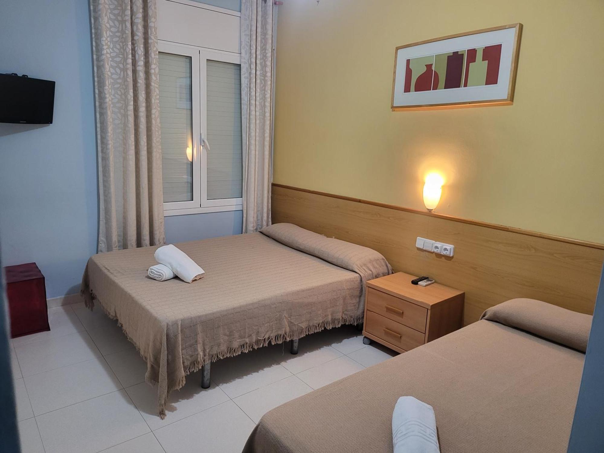 Hotel Sant Jordi Segur de Calafell Εξωτερικό φωτογραφία