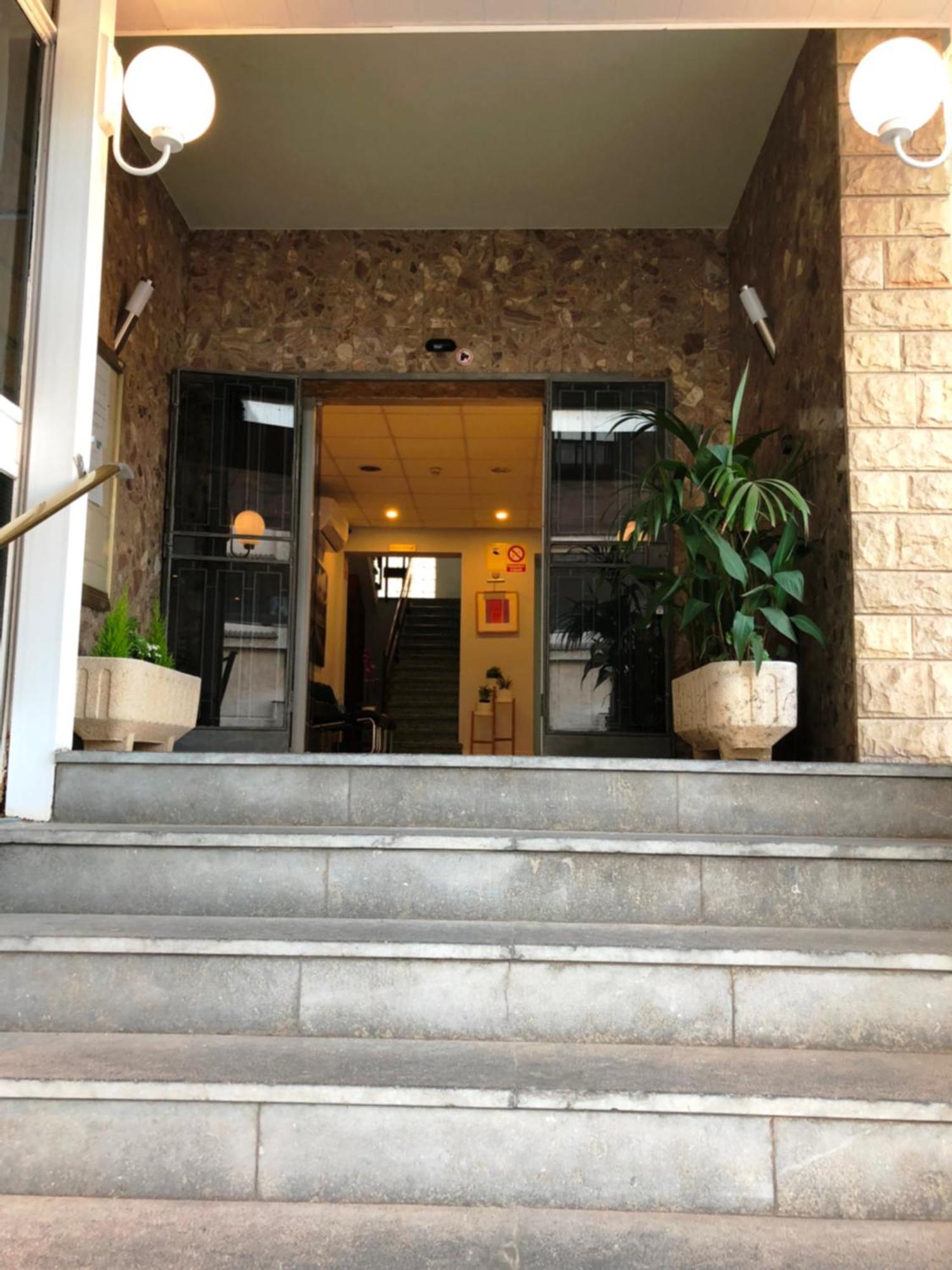 Hotel Sant Jordi Segur de Calafell Εξωτερικό φωτογραφία